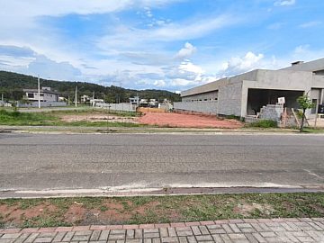 OPORTUNIDADE �NICA EM GUARAREMA LOTES COND. FECHADO!!!!!