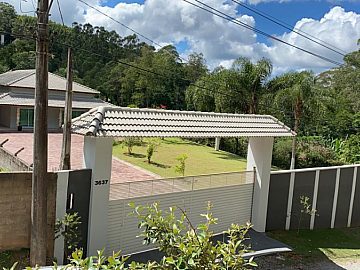 CASA DE CAMPO GUARAREMA 3 DORMS/PISCINA 1.480m�/OPORTUNIDADE